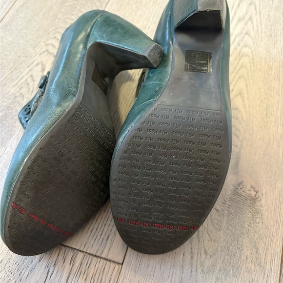 Miz Mooz Green Leather Heels - Picture 5 of 9